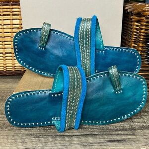 UNBRANDED Dark Teal Sandals w Gold and Blue Details Size 9